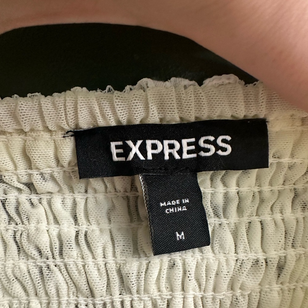 Express Cream Textured Top - Picture 3 of 3